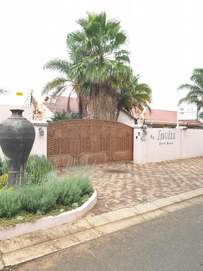 Invite Guest House - Self Catering Accommodation In Vanderbijlpark Exterior photo